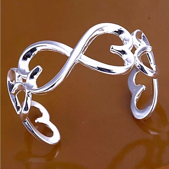 Hollow Out Heart Design Sterling Silver Cuff Bangle Bracelet - Picture 3 of 8